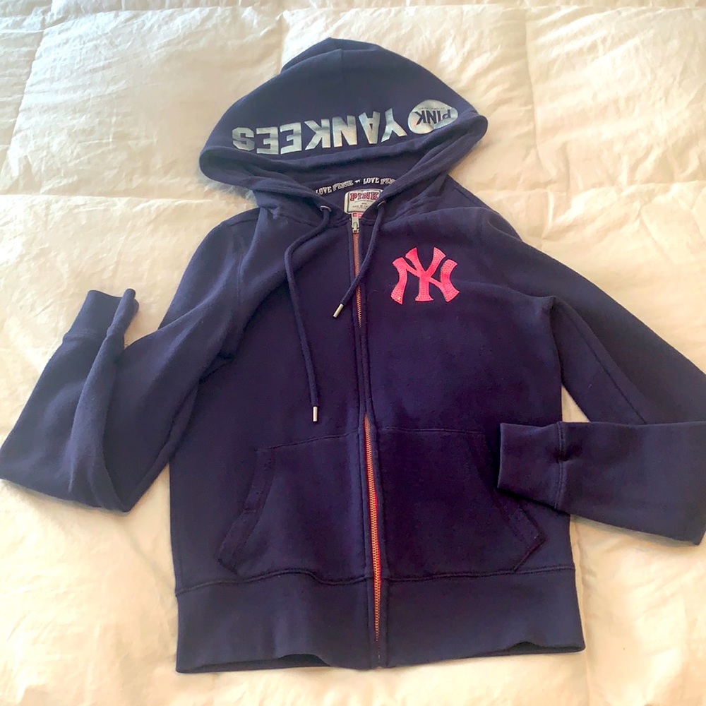 SALE | PINK NY Yankees zip up ⚾️ | S